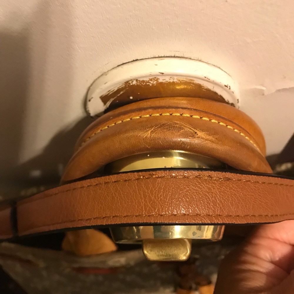 Dooney & Bourke - Picture 6 of 7
